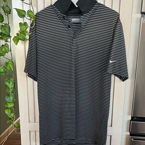 Nike Men's Black and White Striped Golf Shirt